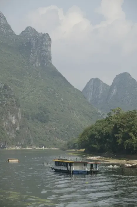Framed Print : Yangshuo, Li River, Guilin, Guangxi Province, China, Asia Framed Print : Yangshuo, Li River, Guilin, Guangxi Province, China, Asia