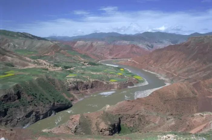 Framed Print : Yellow River (Hwang-ho), Eastern Qinghai, China, Asia