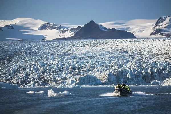 Zodiac boat tour on Jokulsarlon Glacier Lagoon, with Breidamerkurjokull Glacier