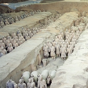 6000, 2000 year old Teracotta figures, Army of Teracotta warriors, Xian