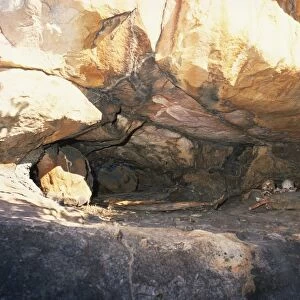 Aboriginal burial in rock cavity, with roof painting, near King Edward River