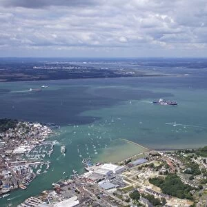 Aerial view of Cowes and the Solent, Isle of Wight, England, United Kingdom, Europe