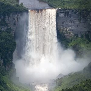 Aerial view of Kaieteur Falls in full spate, Guyana, South America