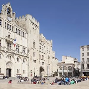 The Archbishops Palace, in the Place de l Hotel de Ville, Narbonne, Languedoc-Roussillon, France, Europe