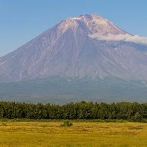 Avachinskaya Sopka volcano near Petropavlovsk-Kamchatsky, Kamchatka, Russia, Eurasia