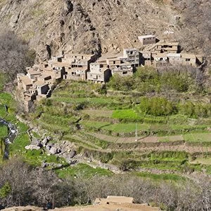 Berber village at the foot of Tizi n Tamatert, High Atlas Mountains, Morocco, North Africa, Africa