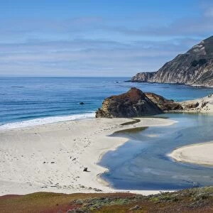 Big Sur river flowing out into the Pacific Ocean at Andrew Molera State Park south of Monterey, CA, Big Sur, California, USA