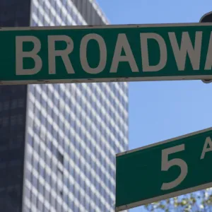 Broadway and 5th Avenue street signs