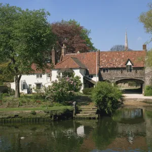 Bulls Ferry house and 15th century watergate, Norwich, Norfolk, England