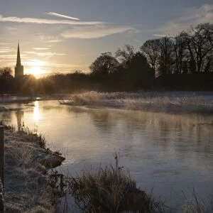 Burford church and River Windrush on frosty winter morning, Burford, Cotswolds, Oxfordshire
