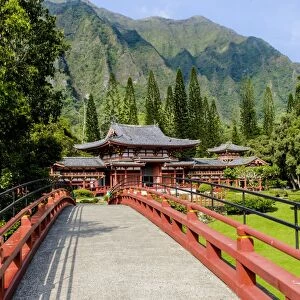 Byodo-In Temple, Valley of The Temples, Kaneohe, Oahu, Hawaii, United States of America
