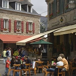 Cafe in the old Walled Town of Concarneau, Southern Finistere, Brittany, France, Europe