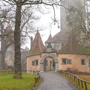 Castle Gate, Rothenburg ob der Tauber, Bavaria, Germany, Europe