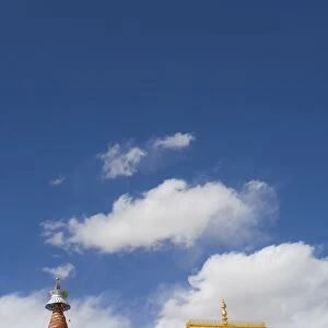 Chorten and roof