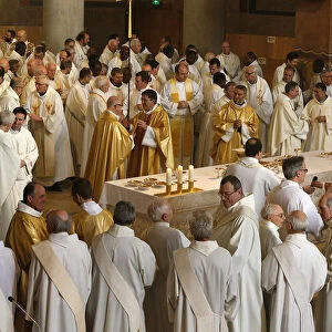 Chrism mass in Sainte Genevieves cathedral, Nanterre, Hauts-de-Seine, France, Europe