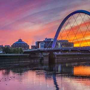 Clyde Arc (Squinty Bridge) at sunset, Glasgow, Scotland, United Kingdom, Europe