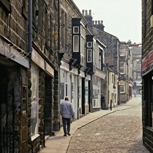 Cobbled side street in Otley, Yorkshire, England, United Kingdom, Europe
