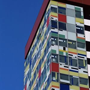 The Colorium building by William Alsop at the Medienhafen