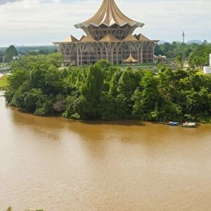 Dewan Undangan Negeri (DUN) Building, Sarawak River (Sungai Sarawak), Kuching, Sarawak, Malaysian Borneo, Malaysia, Southeast Asia, Asia