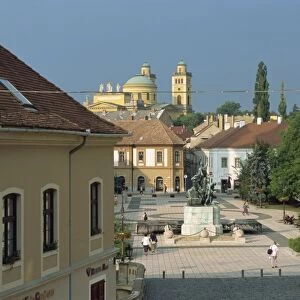 Distant view of the Bazilika (Cathedral)