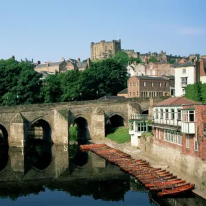 Durham centre and Elvet Bridge, Durham, County Durham, England, United Kingdom, Europe