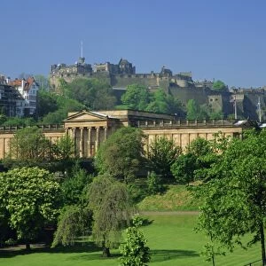Edinburgh Castle and National Gallery