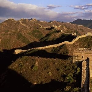 Elevated panoramic view of the Jinshanling section, Great Wall of China