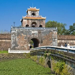 Entrance gate to the Citadel, Hue, Vietnam, Indochina, Southeast Asia, Asia