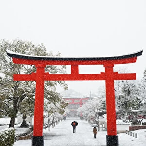 Entrance path to Fushimi Inari Shrine in winter, Kyoto, Japan, Asia