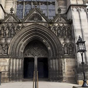The entrance to St. Giles Cathedral, the High Kirk of Scotland, on the Royal Mile in Edinburgh