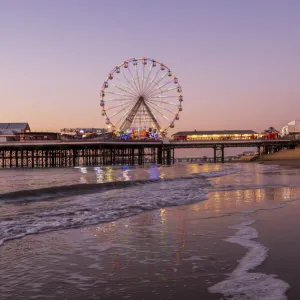 Evening scene on Blackpool Beach, Blackpool, Lancashire, England, United Kingdom, Europe