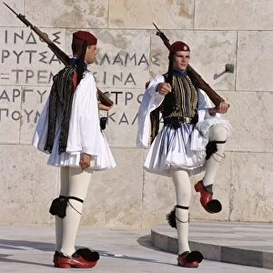Evzons, Greek guards