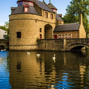 Ezelpoort (Donkeys Gate), fortified gate, Bruges, West Flanders, Belgium, Europe