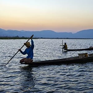 Fisherman on Inle Lake, Shan State, Myanmar (Burma), Asia