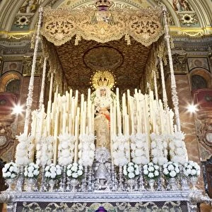 Float (pasos) of Virgin Mary carried during Semana Santa (Holy Week), Seville, Andalucia, Spain, Europe