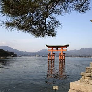 The floating Miyajima torii gate of Itsukushima Shrine, UNESCO World Heritage Site