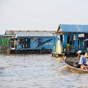 Floating village at Tonle Sap Lake, Cambodia, Indochina, Southeast Asia, Asia