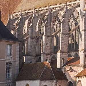 Flying butresses on the church abbey of Saint Pierre in Chartres, Eure-et-Loir, Centre, France, Europe