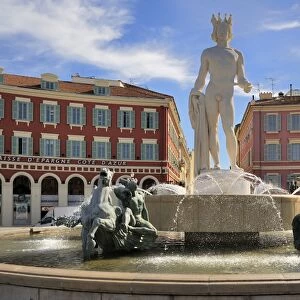 Fontaine du Soleil (Fountain of the Sun), Place Massena, Nice, Alpes Maritimes