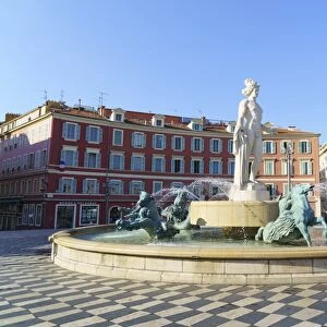 Fontaine du Soleil, Place Messina, Old Town, Nice, Alpes-Maritimes, Cote d Azur, Provence