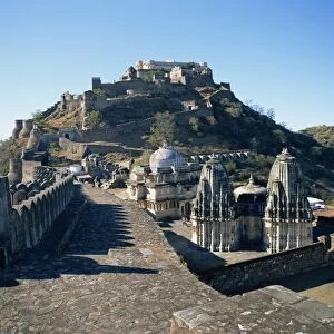 Foreground paved battlements, temples and Badal Mahal (Cloud Palace), Kumbalgarh Fort