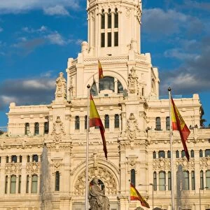 Fountain and Cybele Palace, formerly the Palace of Communication, Plaza de Cibeles