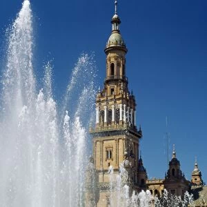 Fountains in the Plaza de Espana