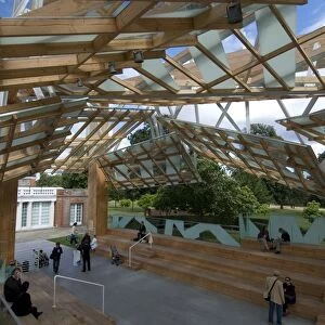 Frank Gehrys pavilion for the Serpentine Gallery, Hyde Park, London