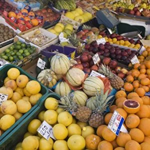 Fruit for sale, Padova, Veneto, Italy, Europe