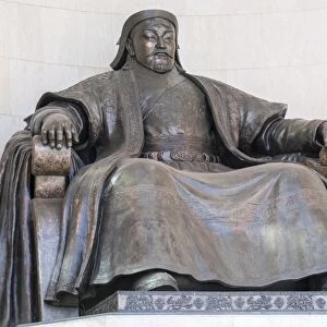Genghis Khan statue at the Government Palace, Ulan Bator, Mongolia, Central Asia, Asia