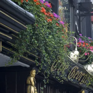 The George pub, Strand, London, England, United Kingdom, Europe