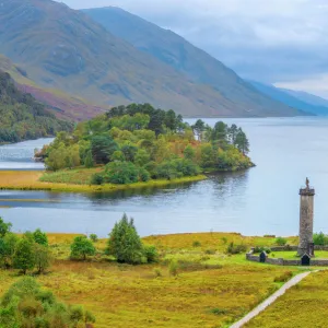 Glenfinnan Monument to 1745 landing of Bonnie Prince Charlie at start of Jacobite Uprising, Loch Shiel, Highlands, Scotland, United Kingdom, Europe