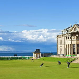 Golf course and club house, The Royal and Ancient Golf Club of St. Andrews, St. Andrews, Fife, Scotland, United Kingdom, Europe