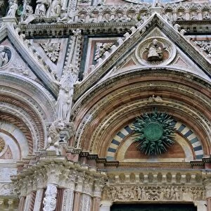 Gothic detail on the facade of the Duomo (Cathedral)